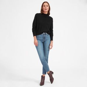 Everlane The Cashmere Crop Mockneck